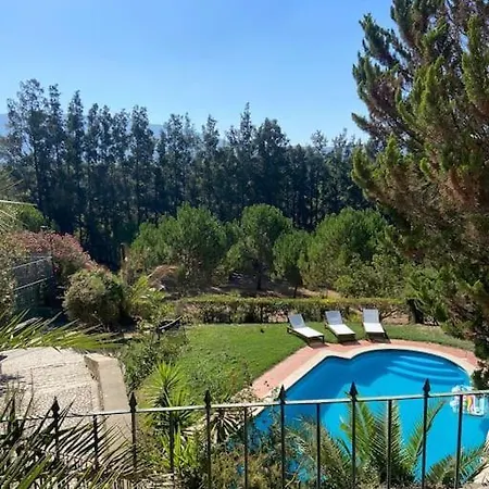 펜션 Arrabida Quiet Luxury Escape With Pool And Tennis
